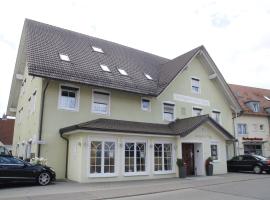 Sonnenhalde Landgasthof Bieg, hotel v destinaci Neuler