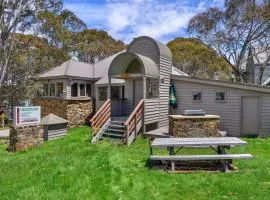 Currawong Lodge