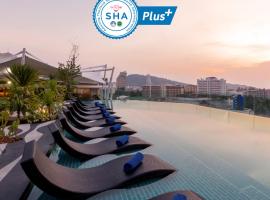 Oakwood Hotel Journeyhub Phuket - SHA Extra Plus، فندق في شاطيء باتونغ