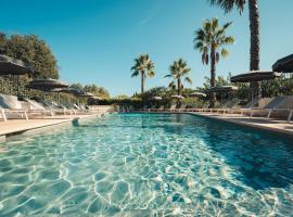 Hôtel Le Catalogne, hotel em Saint-Aygulf