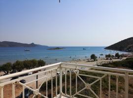 Psili Ammos Apartments - few steps by the sea with dreamy view!, apartment in Psili Ammos