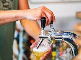 Three Little Pigs Hostel - Your Berlin Castle