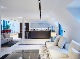 Luxury Penthouse · CPH's Finest · Shopping Street · High-End, apartment in Copenhagen