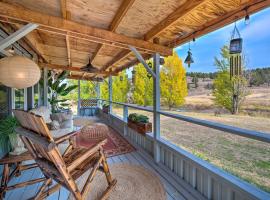 John Day Lakehouse with a Great Outdoor Space!, pet-friendly hotel in John Day