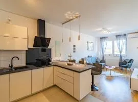 Flexible SelfCheckIns 25 - Zagreb - Garage - Loggia - New - Luxury