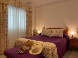 EmyCanarias Holiday Homes Vecindario, hotel a Vecindario