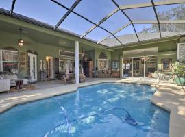 Luxurious Home with Private Pool and Lanai Near Tampa!, hotel u gradu Odessa
