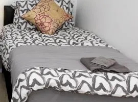 Comfortable stay in Shirley, Solihull - Room 3