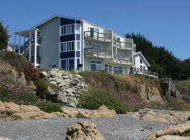 The Oceanfront Inn, B&B din Shelter Cove