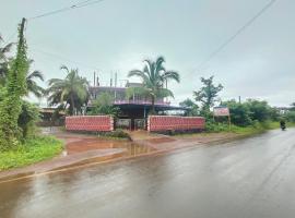 SHANTI GUEST HOUSE, hotel v destinaci Srivardhan