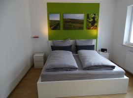 Rheinhessen Apartment, cheap hotel in Nieder-Olm