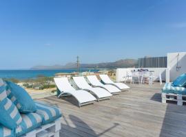 Sea View House with terrace, Hotel in Son Serra de Marina
