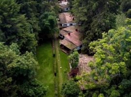 Lago Sol Hotel & Suites, Hotel in Tzintzuntzán