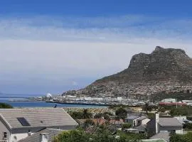 a Hout Bay Gem - great FAMILY duplex value
