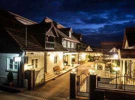 Pensiunea Sarmis, family hotel in Sarmizegetusa