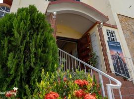 Yellow Belly Backpackers, hotel v destinaci San Ignacio