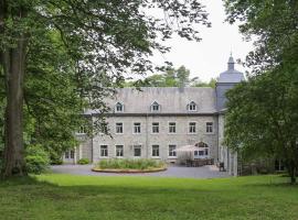 Château-ferme des Abys, rental liburan di Paliseul