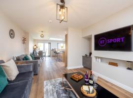 The Oaklands - Luxury spacious 6-bed, near Solihull, Birmingham City, JLR, NEC, Airport, Resorts World, HS2, hotel in Solihull