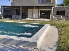 Las flores 1, hotel in Villa Giardino