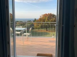 La Terrazza Sul Ciliegio, apartament a Marino