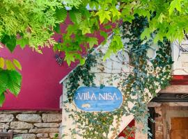 Landhaus Kleinsteinbach - Villa Nisa, cheap hotel in Kleinsteinbach