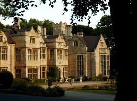 Redworth Hall Hotel- Part of the Cairn Collection, hotel in Newton Aycliffe