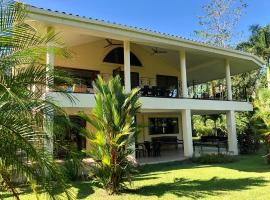 Sol y Sombra, B&B di Bocas Town