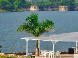 TatSaraasa Resort & Spa, Udaipur, hotel with pools in Udaipur