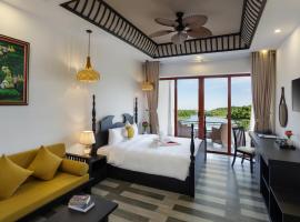 Phong Nha Lake House Resort, spa hotel in Phong Nha
