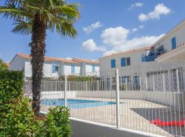 Holiday Home Les Jardins d'Agathe by Interhome, hotel con piscina a Vaux-sur-Mer