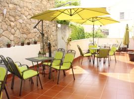 Guest House Sol, hotel romantis di Cavtat