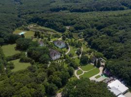 Aquadar, hotell sihtkohas Manʼkivka