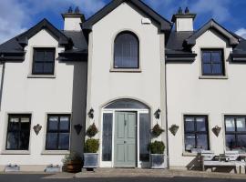 Relax at Safe Haven, feriebolig i Carlingford