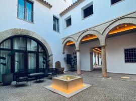 Apartamentos Los Patios del Pa&ntilde;uelo: C&oacute;rdoba şehrinde bir konaklama birimi