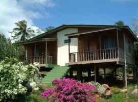 Big Sky Lodge, lodge en Crochu