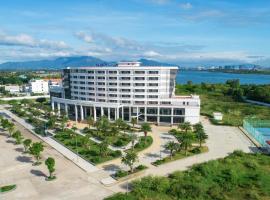 Navy Hotel Cam Ranh, hotell i Cam Ranh