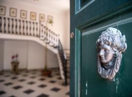 Florence Trevelyan Villa