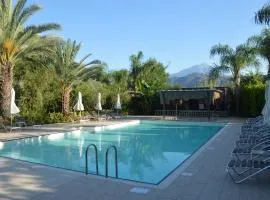 Azur Hotel