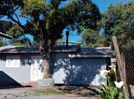 casas joaninha 2, hotel in Canela