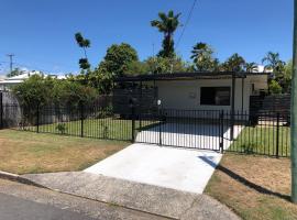 The Red Sparrow 2, holiday rental in Cairns