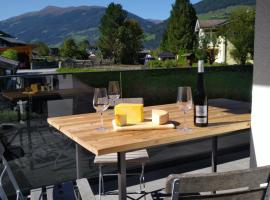 Panorama Wohung, apartment in Hollersbach im Pinzgau