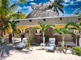 Hacienda Antigua Villa, 50m from sandy Beach, hotel din El Cuyo
