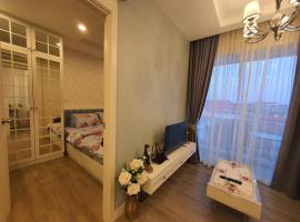 Hill & Sea Balcony 1 Bedroom & 1 Living Room @Blu X, beach rental sa Bangsaen