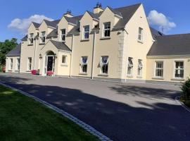 Private Room in Superb House Bed 1, hotel near Ardee Golf Club, Nobber