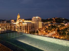 Only YOU Hotel Málaga, hotel di Malaga