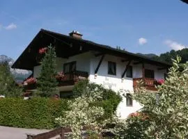 Haus am Reschenberg Ferienwohnungen