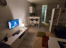 Studio - Stan na dan Nina - Pale Centar, hotel en Pale