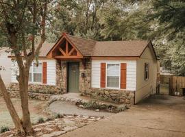 The Woodlawn Guest Cottage, hotel v destinaci Hot Springs