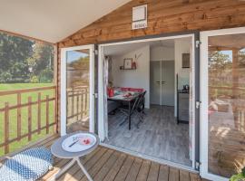 Camping Paris Beau Village, khu glamping ở Villiers-sur-Orge