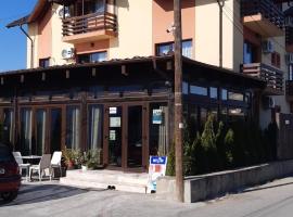 Vila Teju Valeni, bed & breakfast σε Valenii de Munte